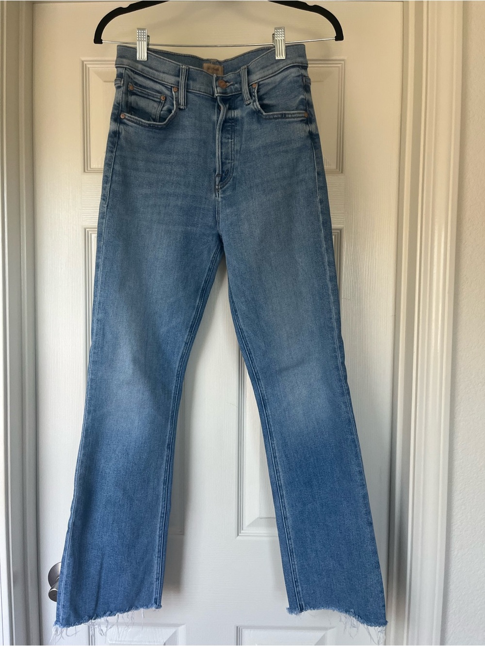 Mother jeans the tripper ankle fray